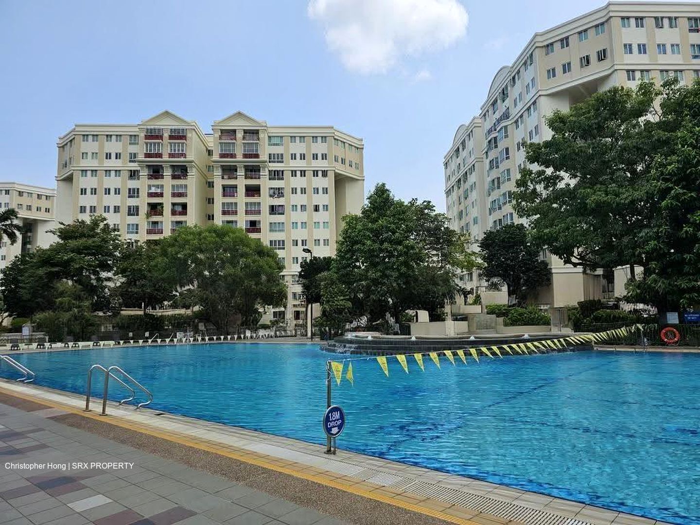 Melville Park (D18), Condominium #610370001
